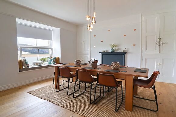 5 Porkington Terrace