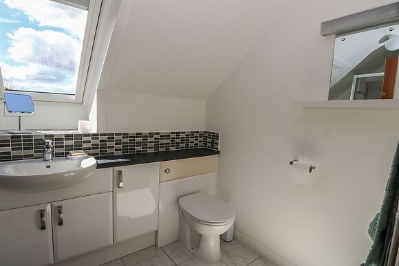 Upper Brackendale