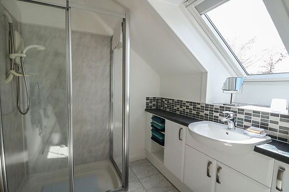 Upper Brackendale