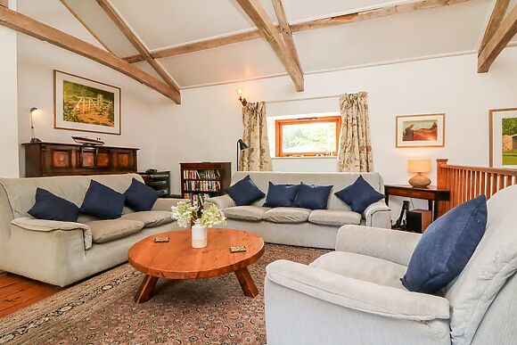1 The Coach House