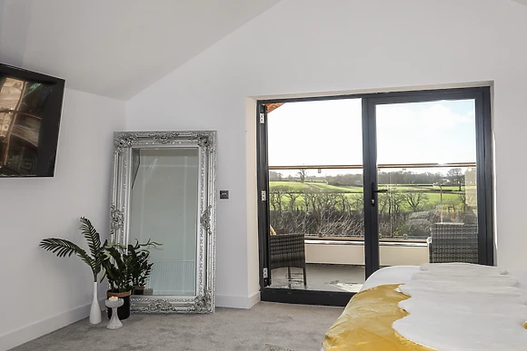 Bryn Min Manton Penthouse