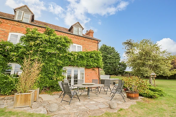 Brickbarns Farm House