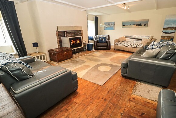 ASTA COTTAGE