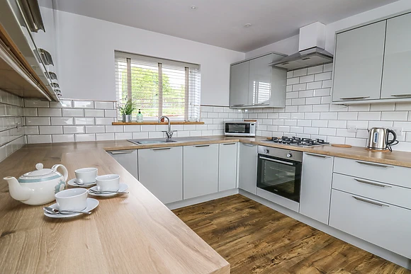 Llyn Cae Ty Nant Fishery Holiday Let