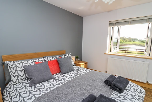 Llyn Cae Ty Nant Fishery Holiday Let