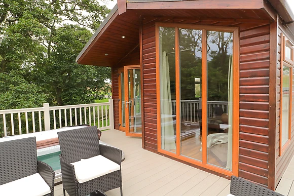 Number 43 Burnside Lodge