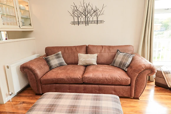 Number 43 Burnside Lodge