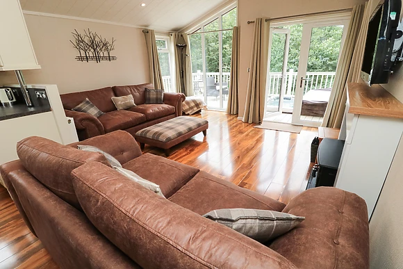 Number 43 Burnside Lodge