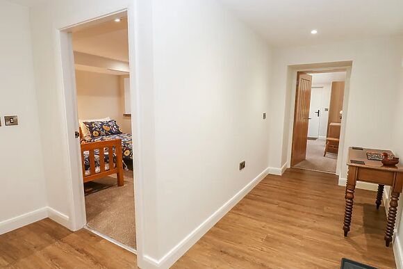 2 Barn Cottages