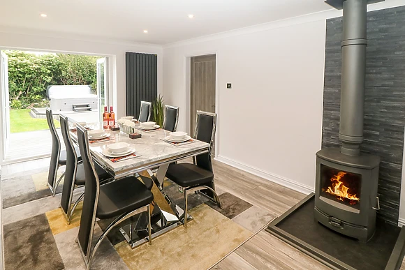 Bwthyn Eirlys (Snowdrop Cottage)