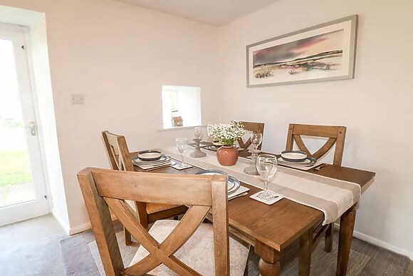 Manor Barn Cottage