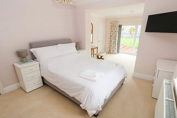 Gower at The Headlands