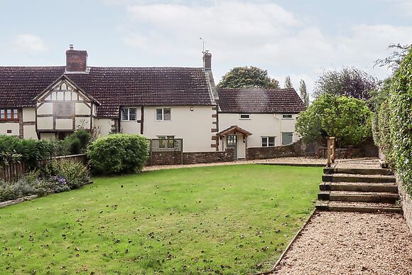 1 WhiteHouse Cottages