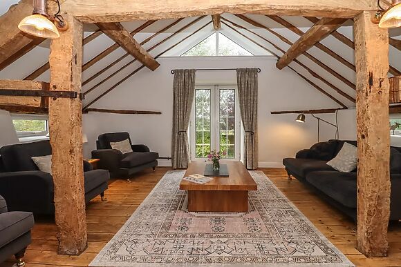 1 WhiteHouse Cottages