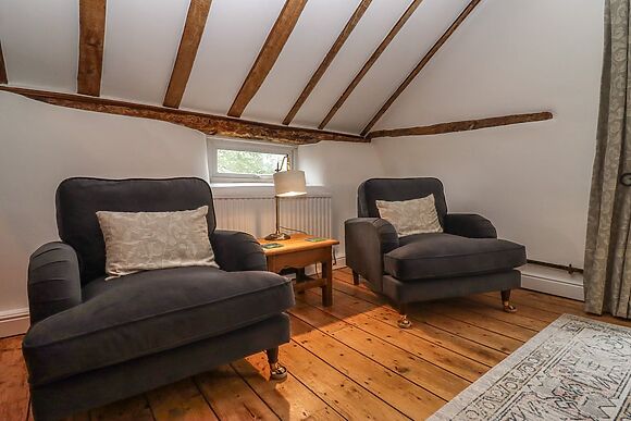 1 WhiteHouse Cottages