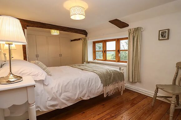 1 WhiteHouse Cottages