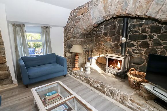 Sunstone (Garreg Haul)