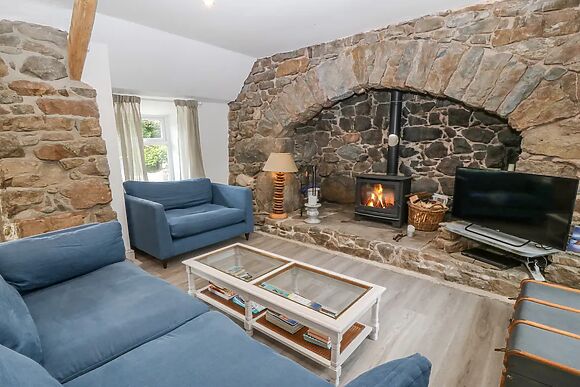 Sunstone (Garreg Haul)