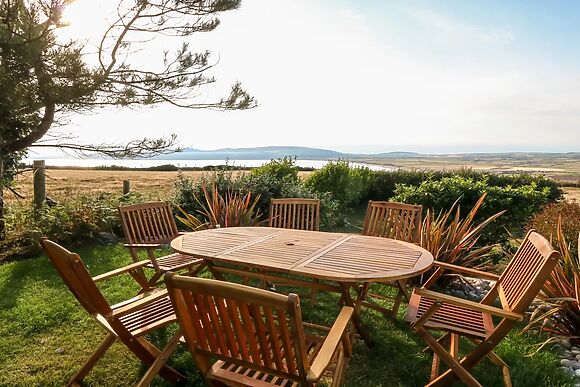 Sunstone Lodge (Garreg Haul Lodge)