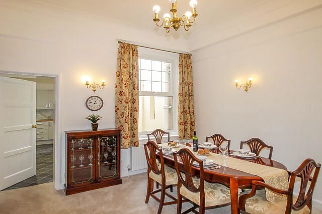 Weymouth Bay Apartment A