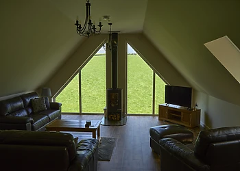Holly Lodge