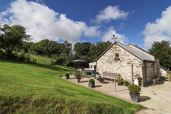 Y Felin at Coed Cadw