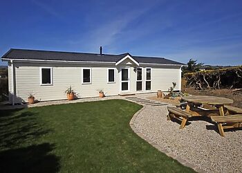 Arwelfa Lodge