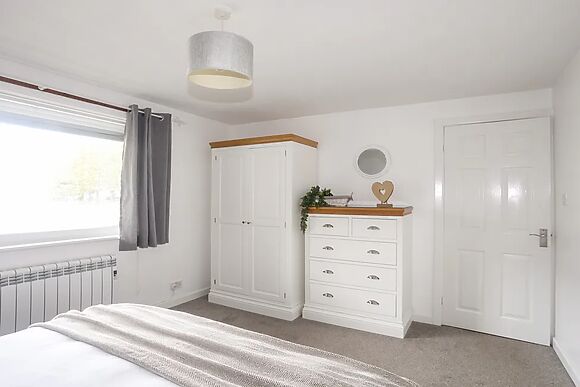 Bywyd Da (232 Cae Du)