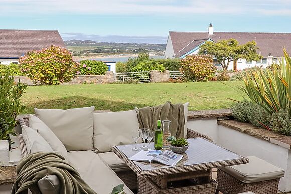 Trem Y Borth Apartment