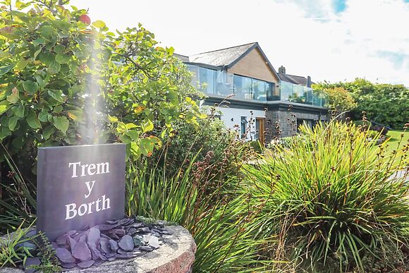 Trem Y Borth Apartment