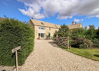 Stow Cottage Barn