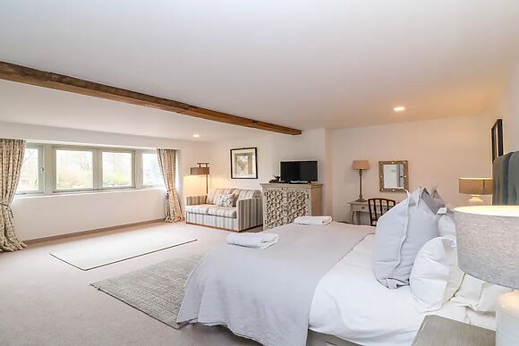 Stow Cottage Barn