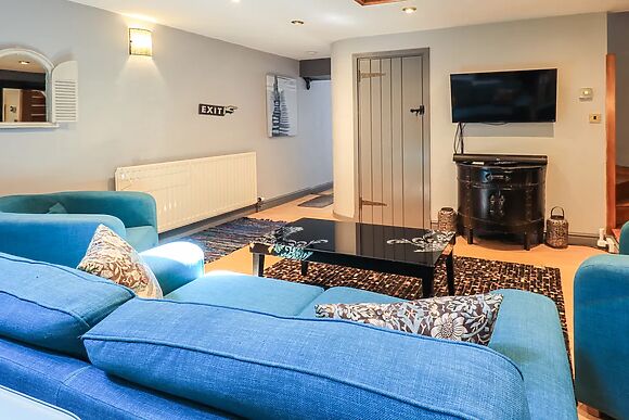 2 The Old Coach House