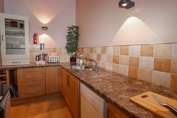 2 The Old Coach House