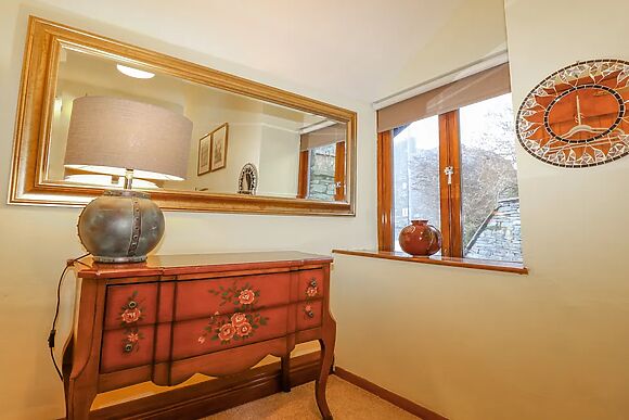 2 The Old Coach House