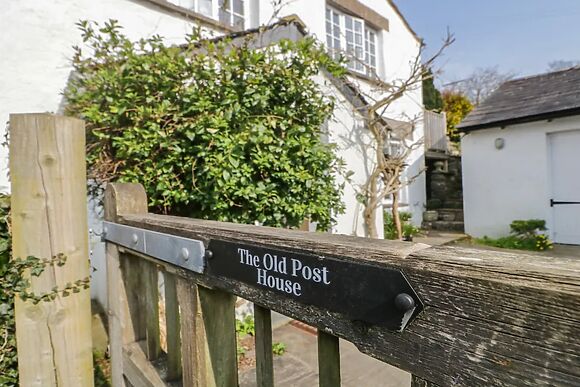 The Old Post House