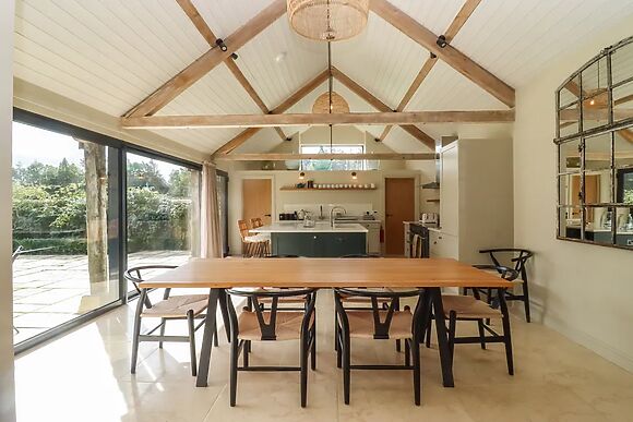 Hawthorn Barn