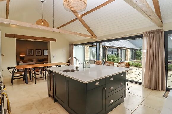 Hawthorn Barn