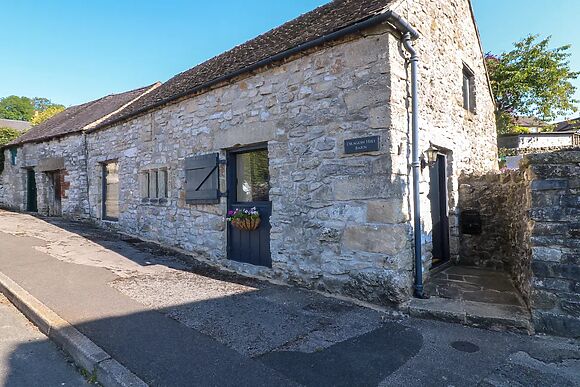 Dragon Hill Barn
