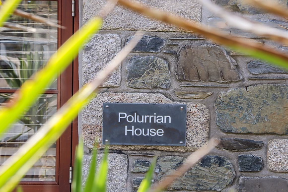 Polurrian House