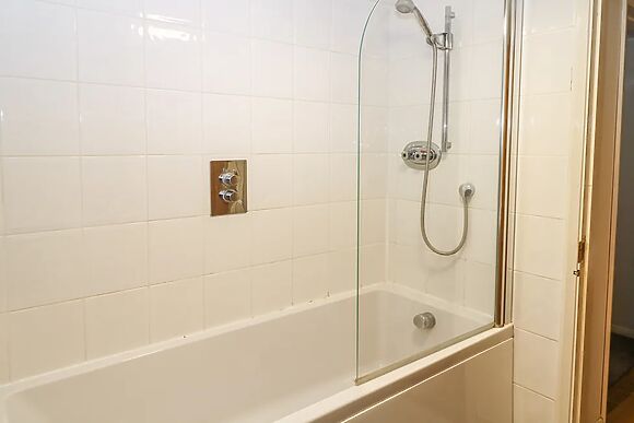Byre Cottage 2