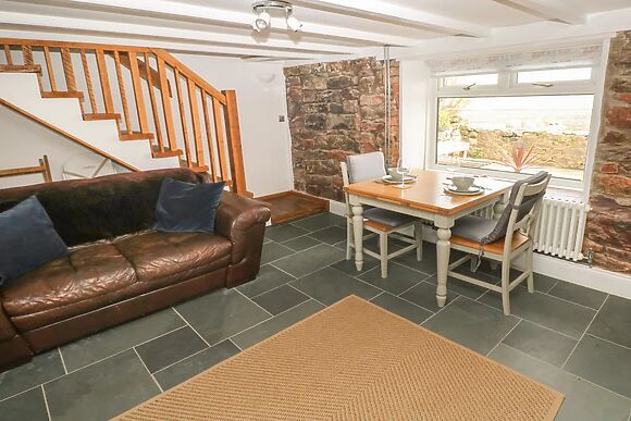 1 Salt Cottage