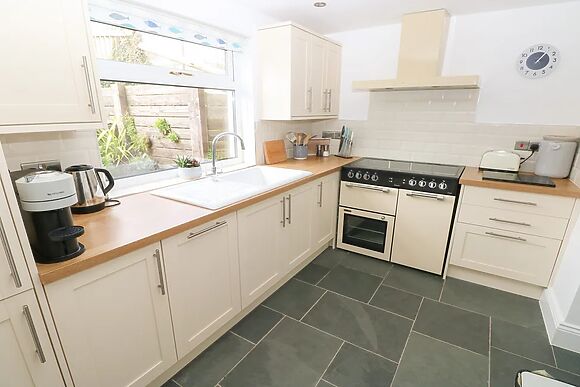 1 Salt Cottage