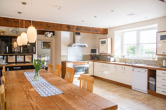 Higher Weddicott Barn