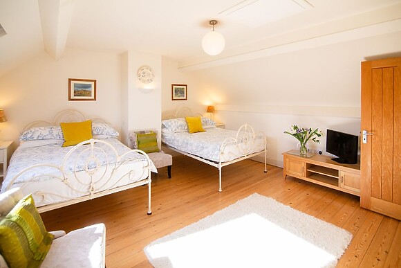 Higher Weddicott Barn