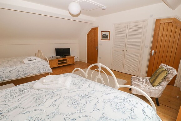 Higher Weddicott Barn