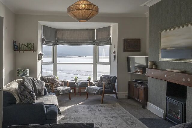 Harbour View - Flat 2 - Tudor House