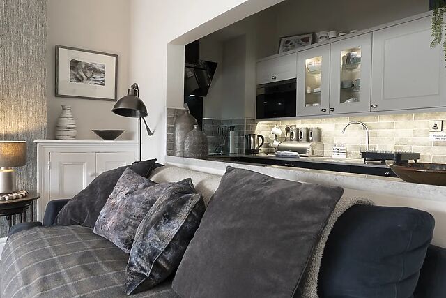 Harbour View - Flat 2 - Tudor House