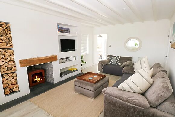 2 Salt Cottage