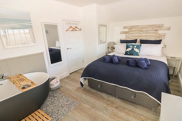 2 Salt Cottage